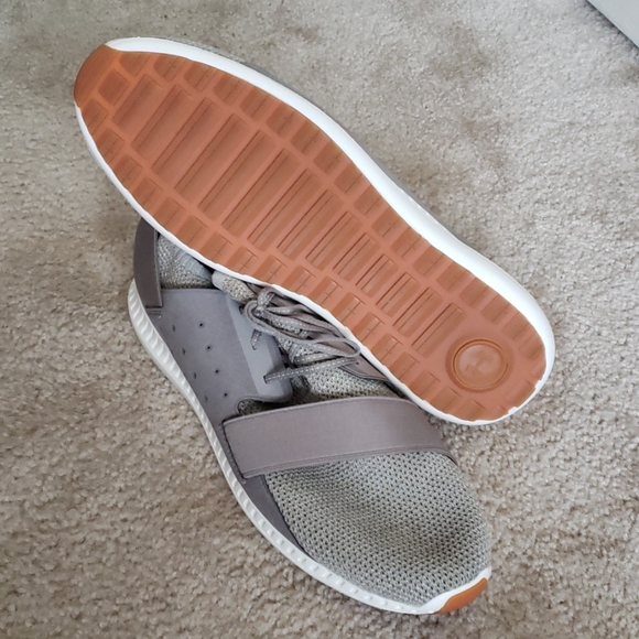 Under Armour  Threadborne Shift - Picture 3 of 7